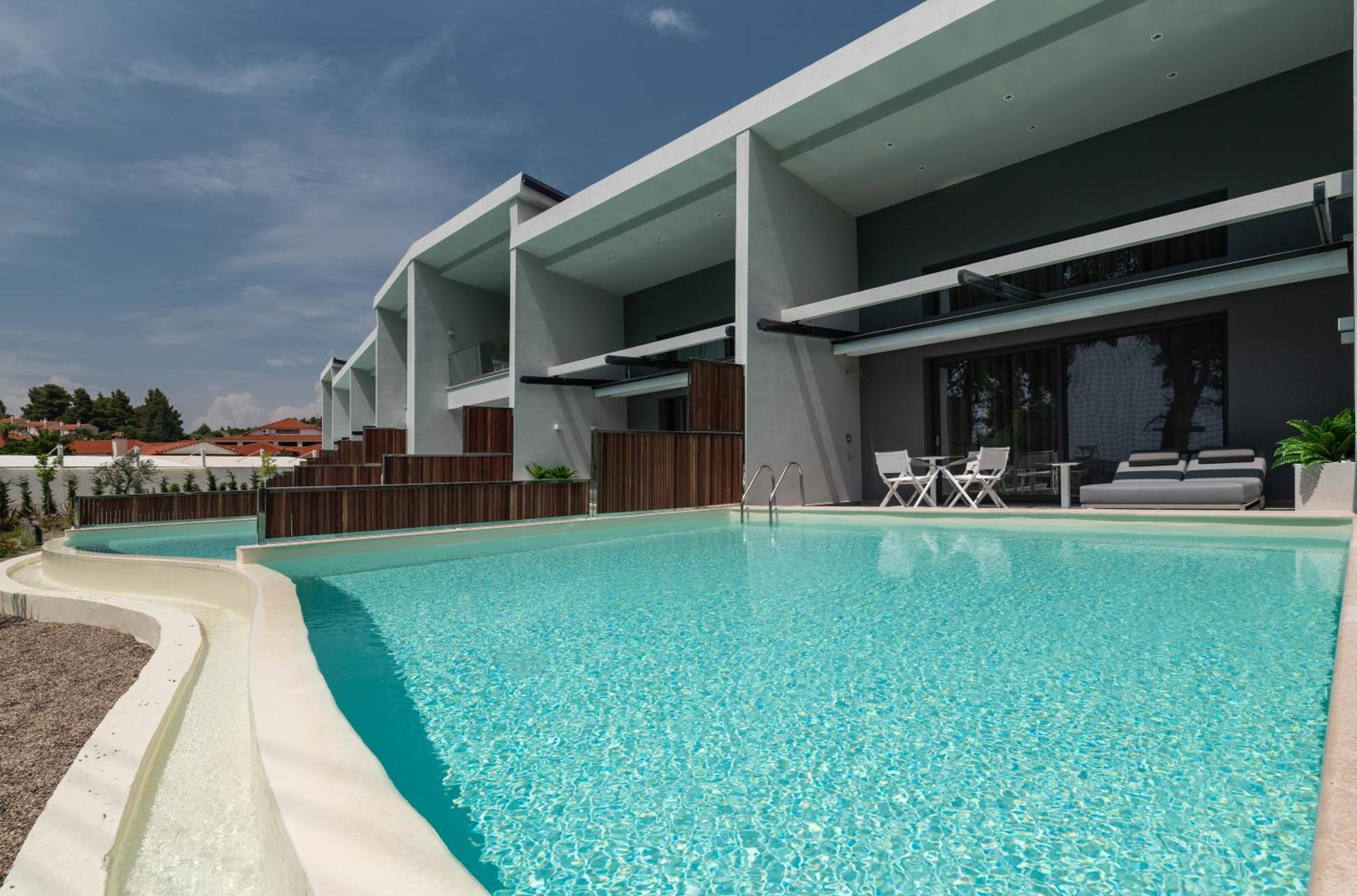 Lagomandra Luxury Suites With Private Pools นิกิติ ภายนอก รูปภาพ