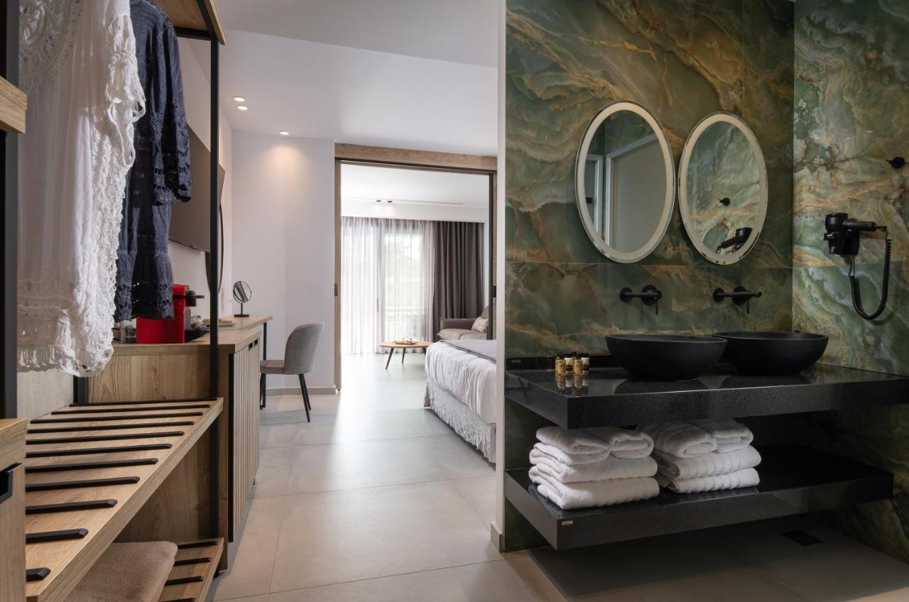 Lagomandra Luxury Suites With Private Pools นิกิติ ภายนอก รูปภาพ